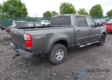 2004 Toyota Tundra Sr5 V8 z USA, uszkodzony, nr VIN 5TBDT44124S439652